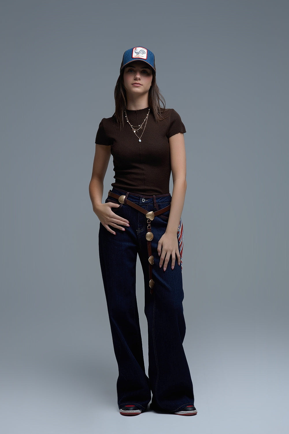 Knitted Rib Featherweight Tuckable sweater in Brown - Sweaters