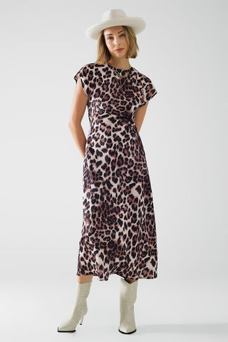 Leopard print maxi dress with knotted detail at the waist