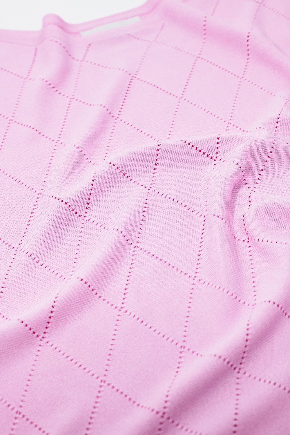 Light Pink Sweater In Argyle Print With Boat Neck Q2 Sweaters BoutiqueLua