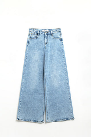 light wash Wide Leg Jeans