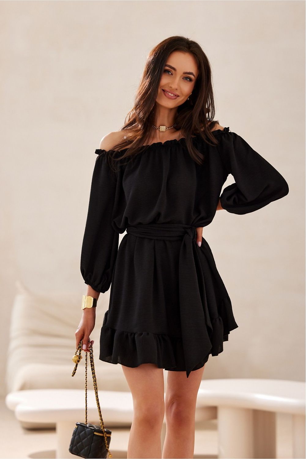 Lightweight Ruffle Midi Dress Elegant and Stylish black -
