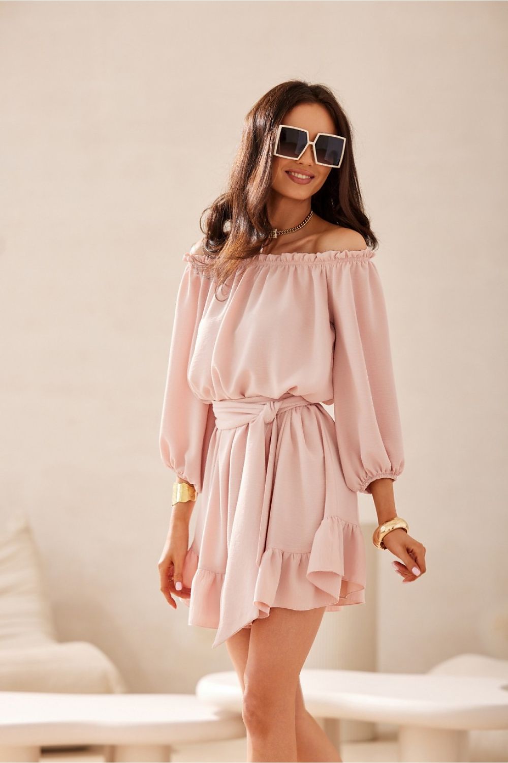Lightweight Ruffle Midi Dress Elegant and Stylish pink -