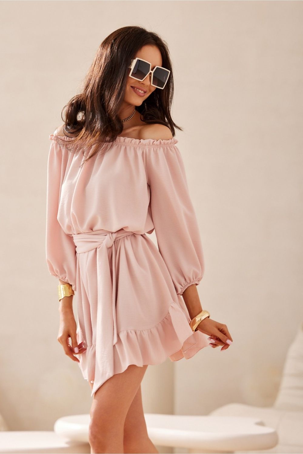 Lightweight Ruffle Midi Dress Elegant and Stylish -