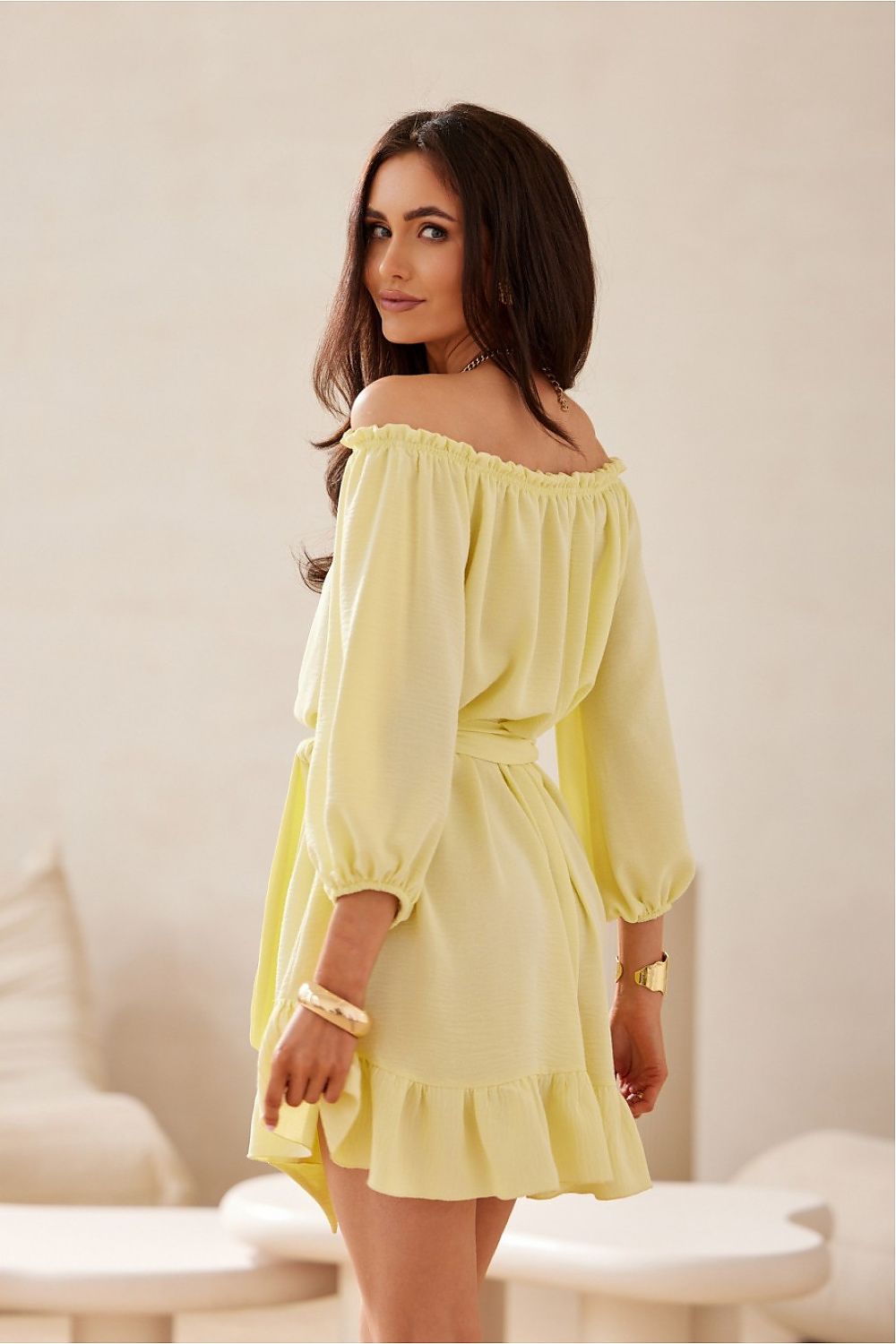 Lightweight Ruffle Midi Dress Elegant and Stylish -