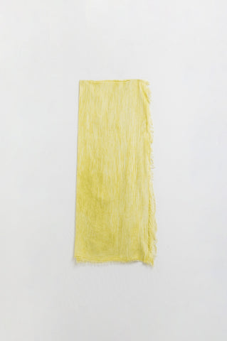 Lightweight scarf in yellow