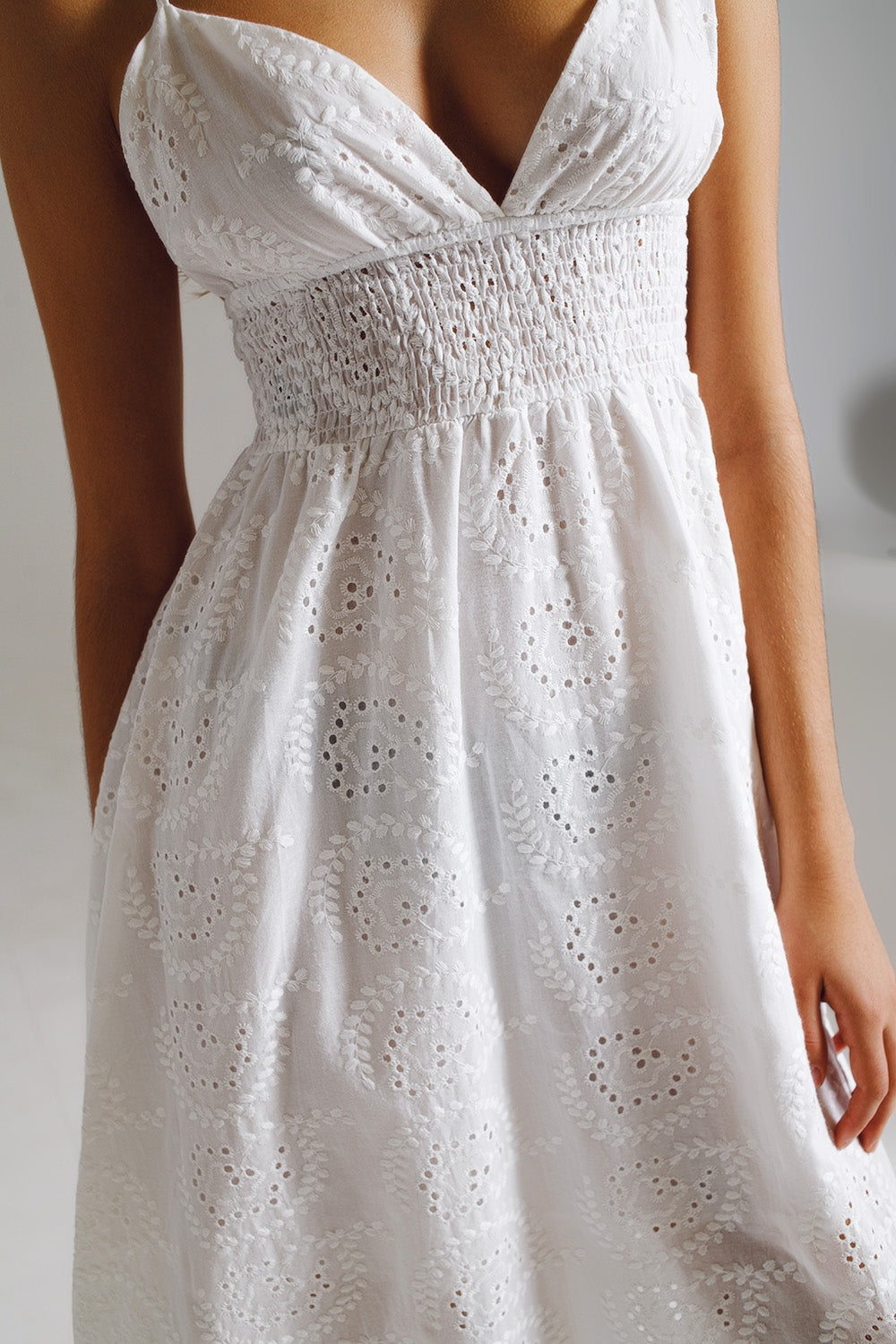 Long white crochet dress with fitted waist - Dresses