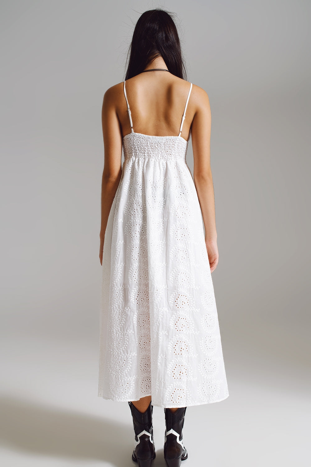 Long white crochet dress with fitted waist - Dresses