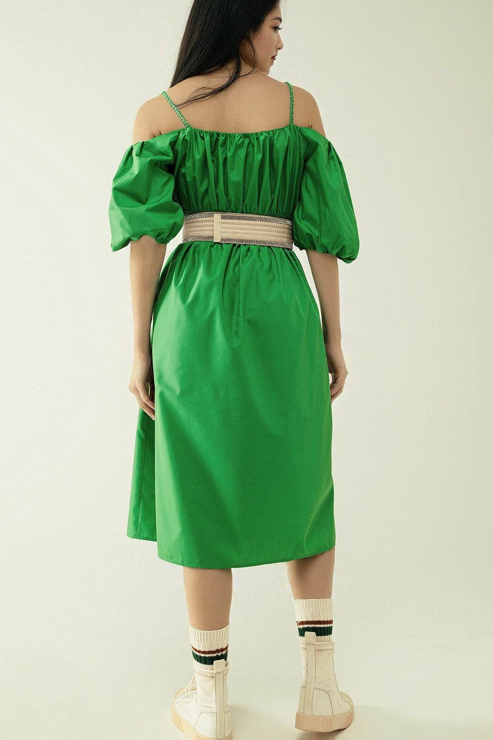 Midi green dress with short sleeves and straps Q2 Dresses BoutiqueLua