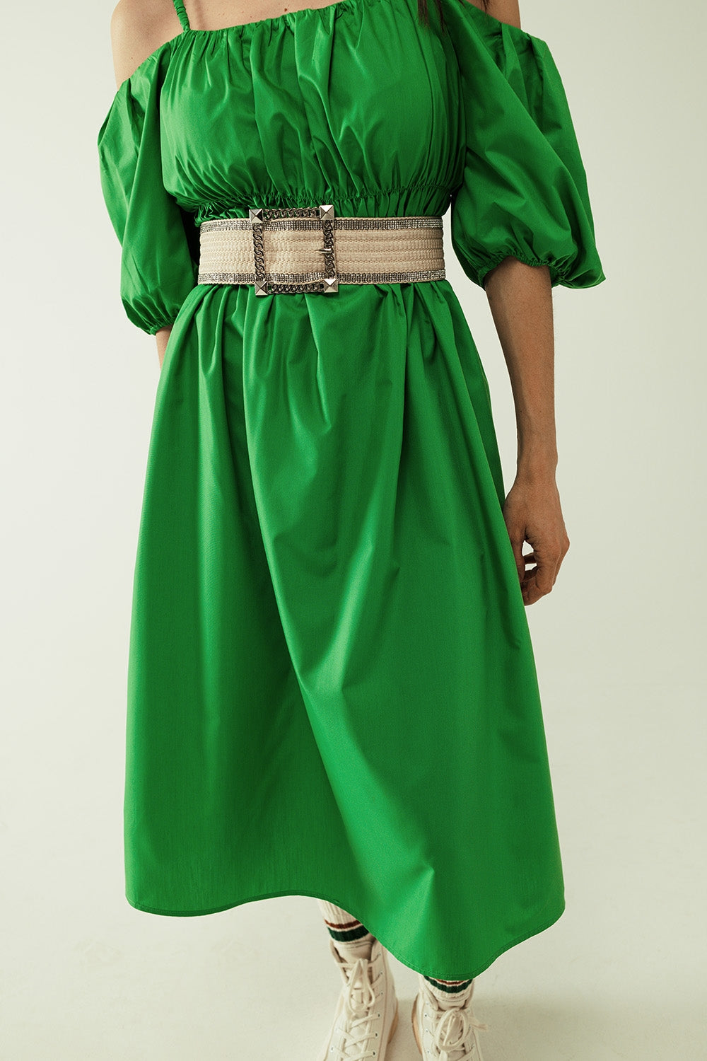 Midi green dress with short sleeves and straps Q2 Dresses BoutiqueLua