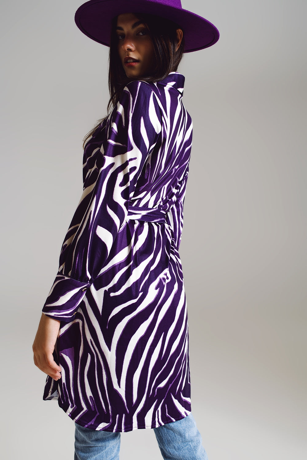 Midi short dress with zebra print in white and purple Q2 Dresses BoutiqueLua