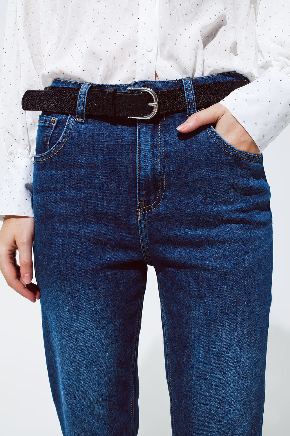 Mum Jean in Medium Wash With Folded Hem - Jeans