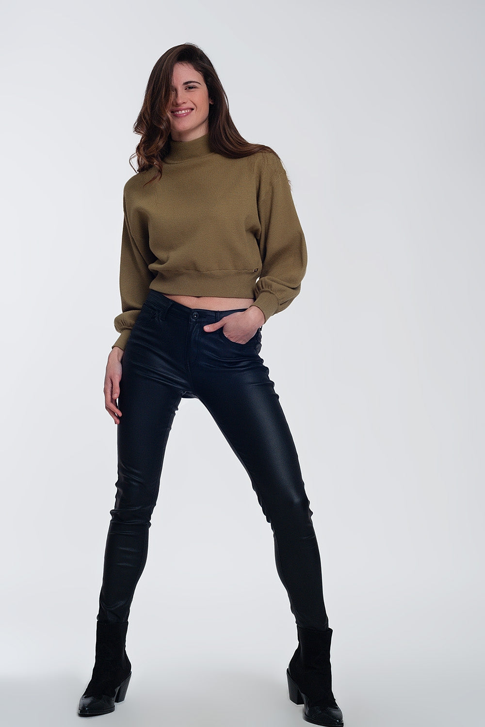 Neck crop jumper in green - Jumpers