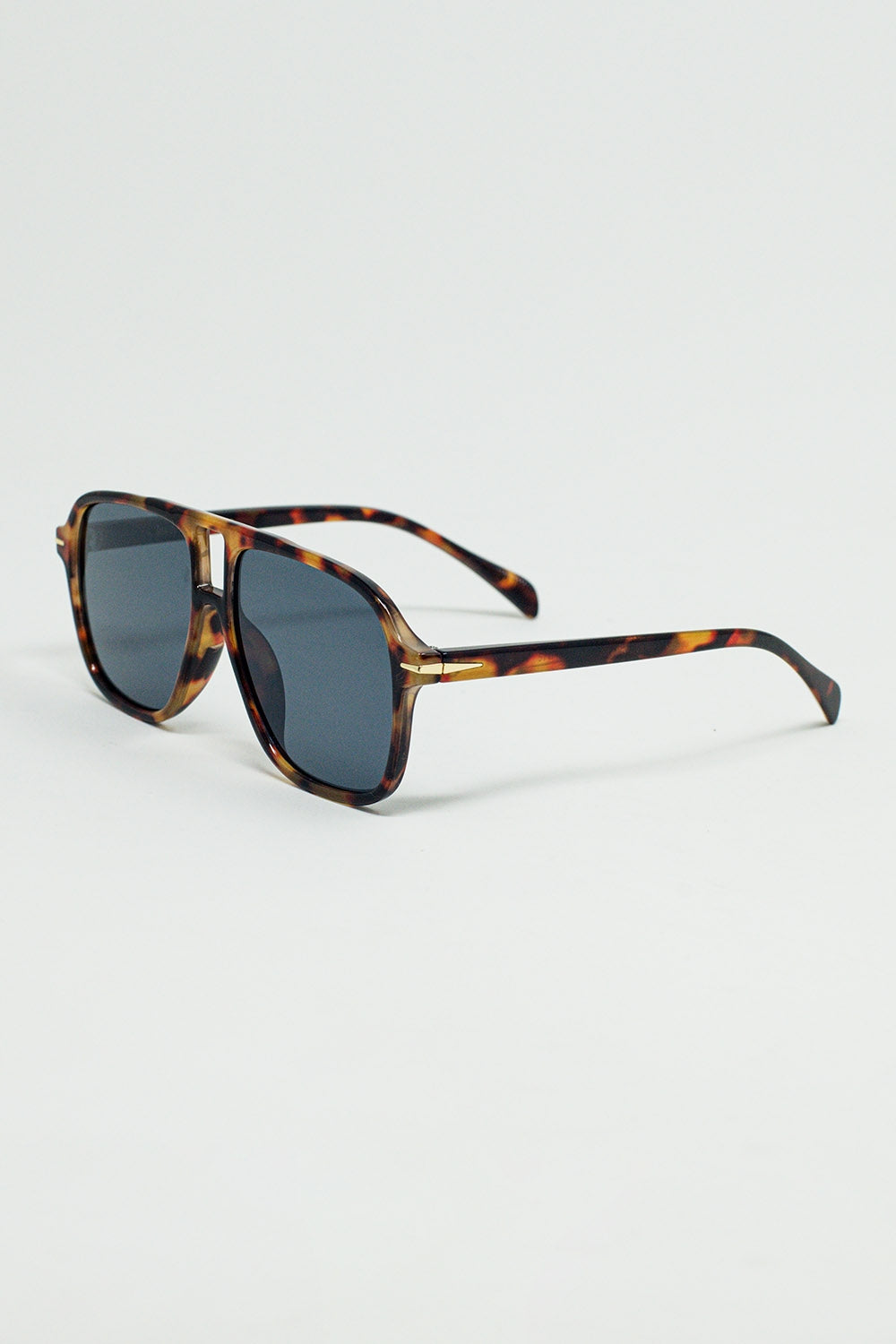 Oval Aviator Suglasses With Smoke Black Lens in Tortoise Shell - Sunglasses