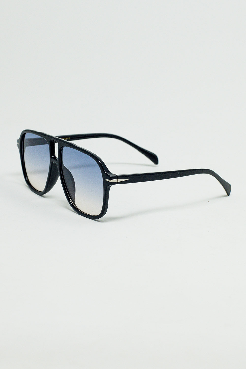 Oval Aviator Suglasses With Smoke blue Lens in Black - Sunglasses