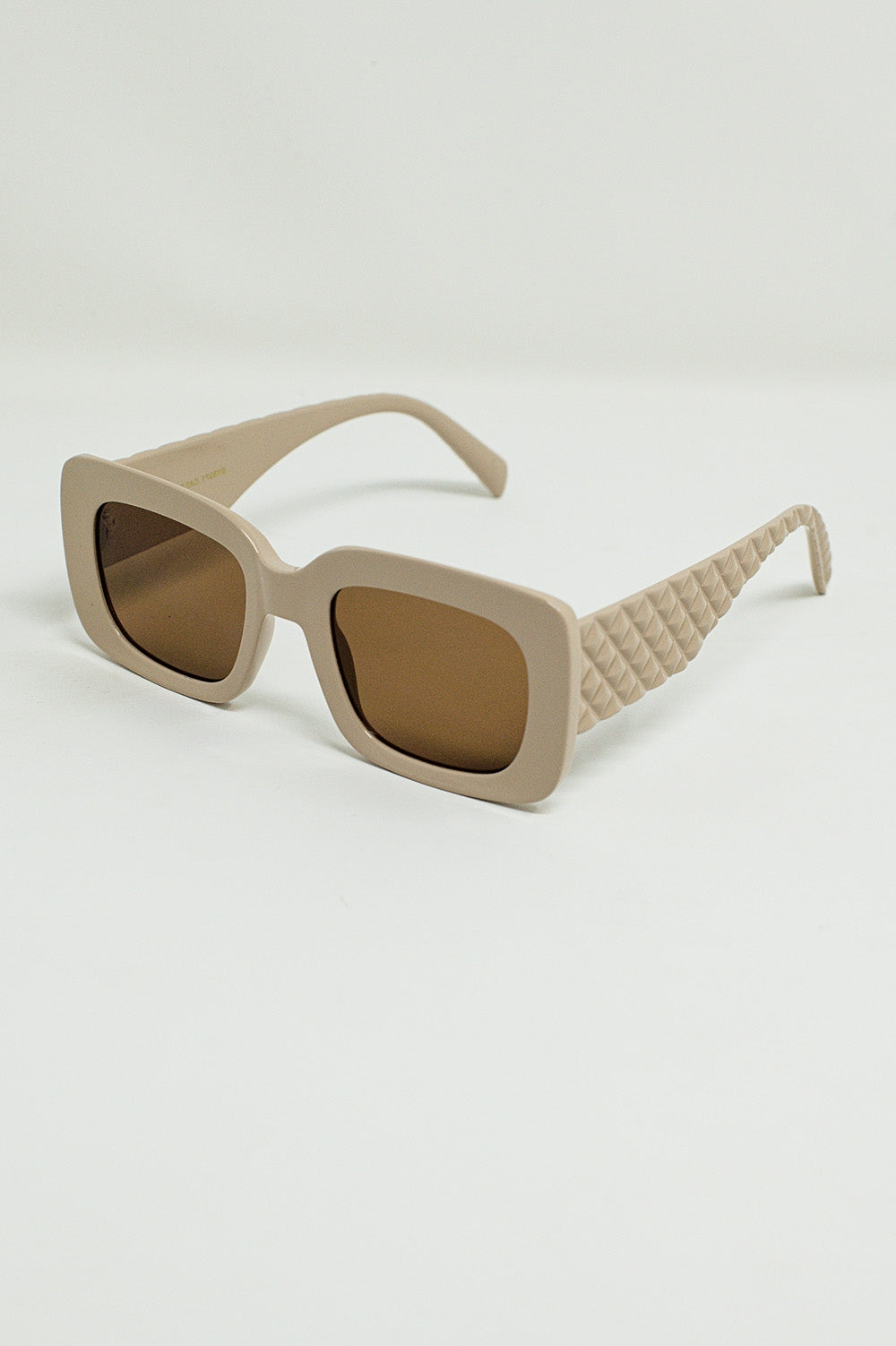 Oval Sunglasses With Smoke Lens In Beige - Sunglasses
