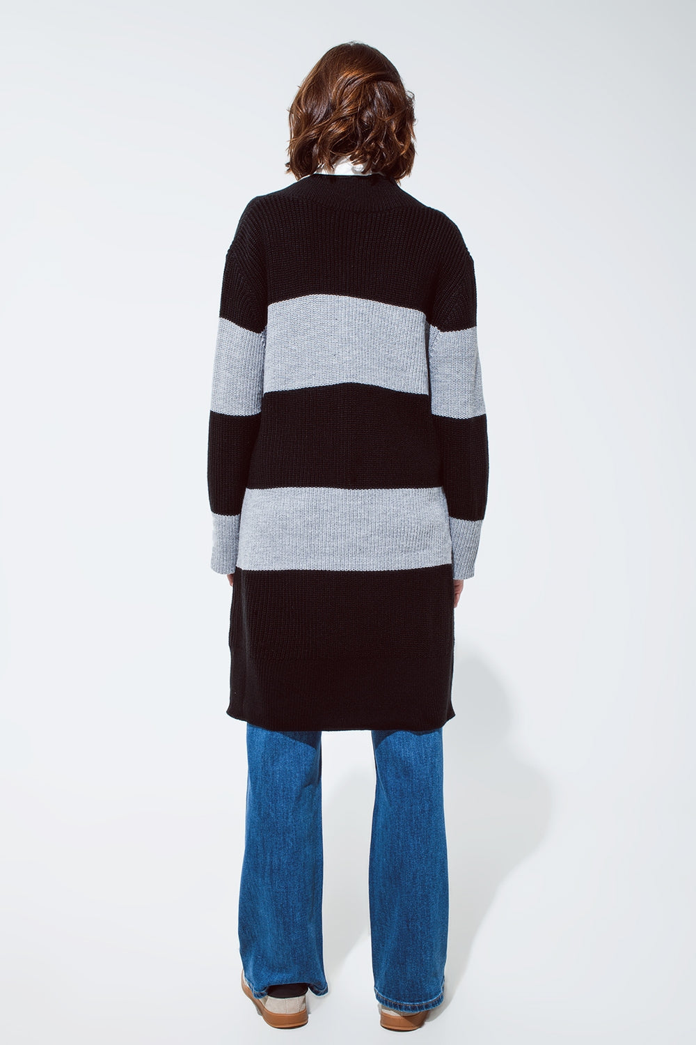 Oversized MIDI knitted dress with stripes and a wide v neck Q2 Dresses BoutiqueLua