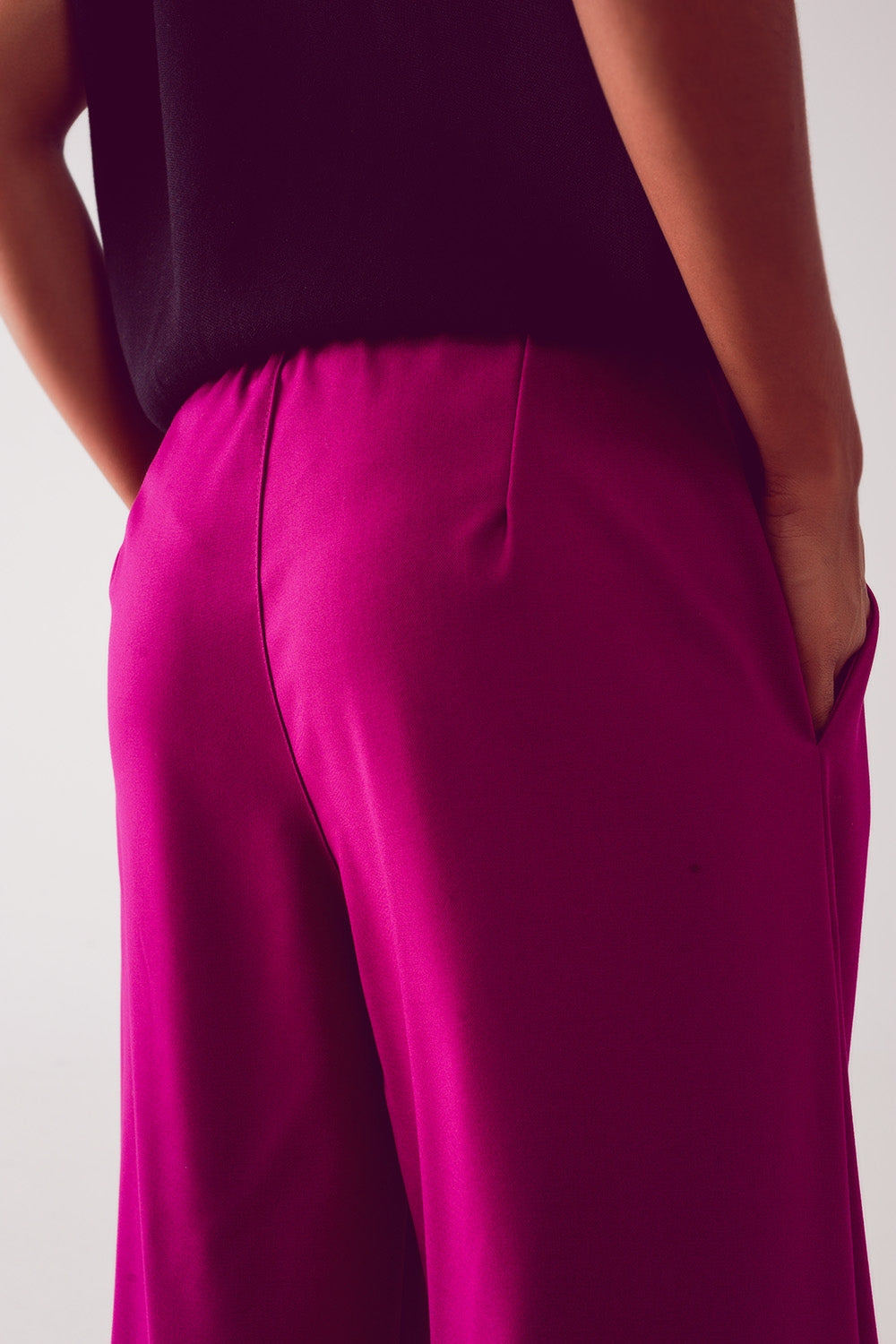 Pleated wide leg pants in fuchsia - Pants