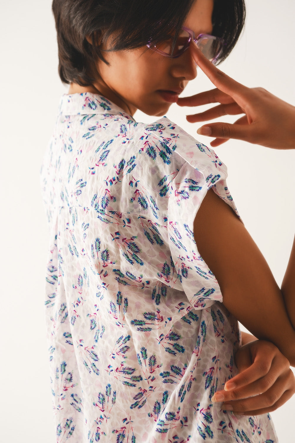 Purple blouse with pockets and floral print - Blouses