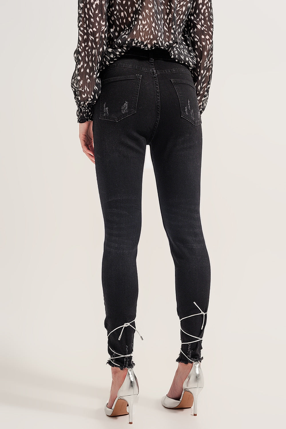 Raw hem skinny jeans in washed black Q2 Jeans BoutiqueLua