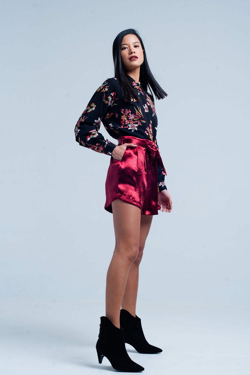 Red Satin Shorts with Waist Tie - Trousers