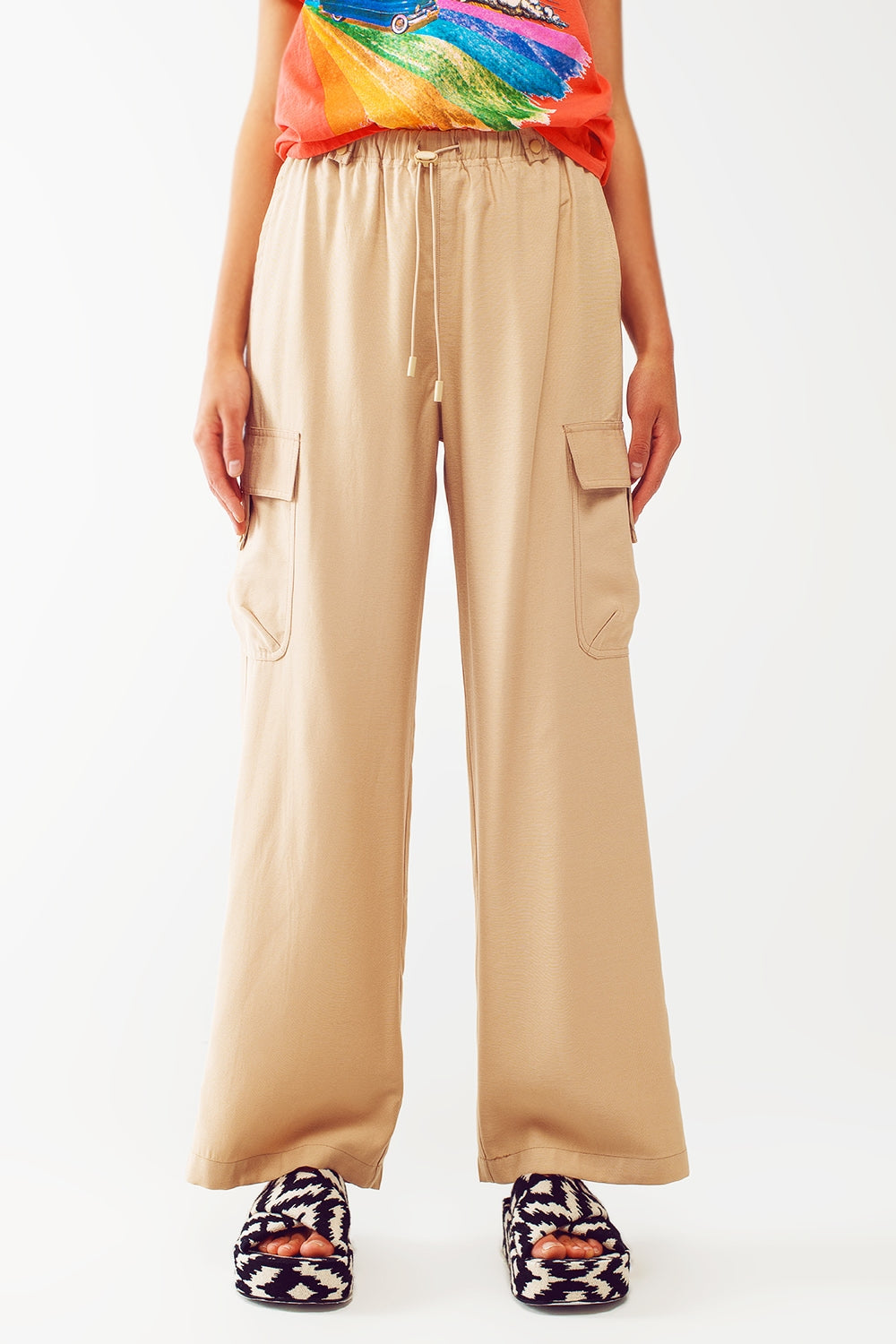 Relaxed Cargo Pants With Drawstring in Beige - Trousers