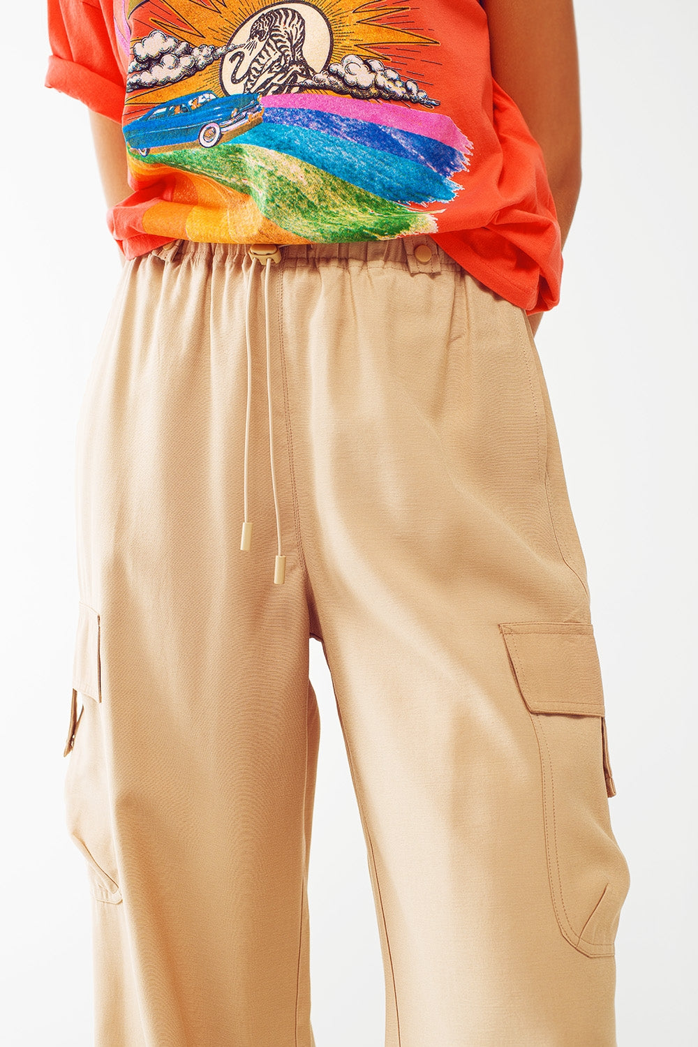 Relaxed Cargo Pants With Drawstring in Beige - Trousers