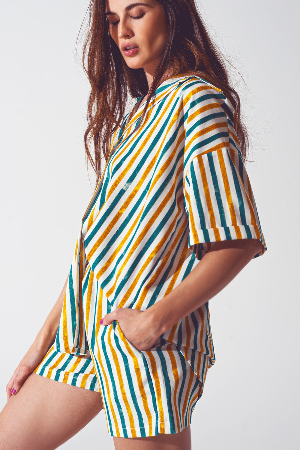 Relaxed shirt in green stripe - Shirts