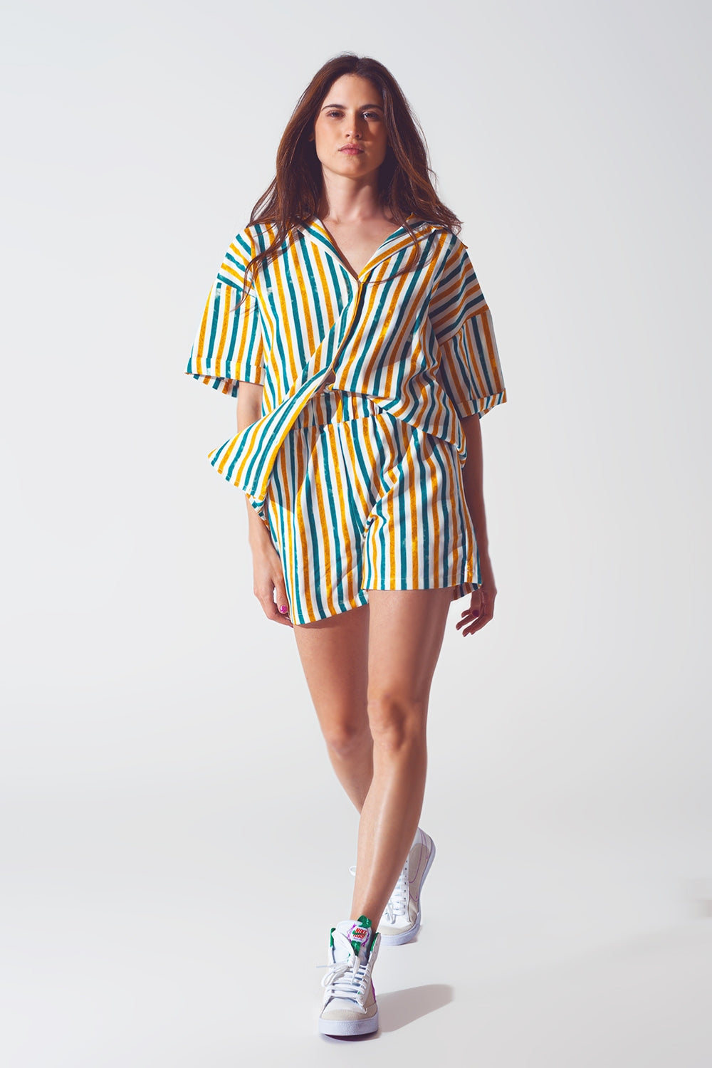 Relaxed shirt in green stripe - Shirts