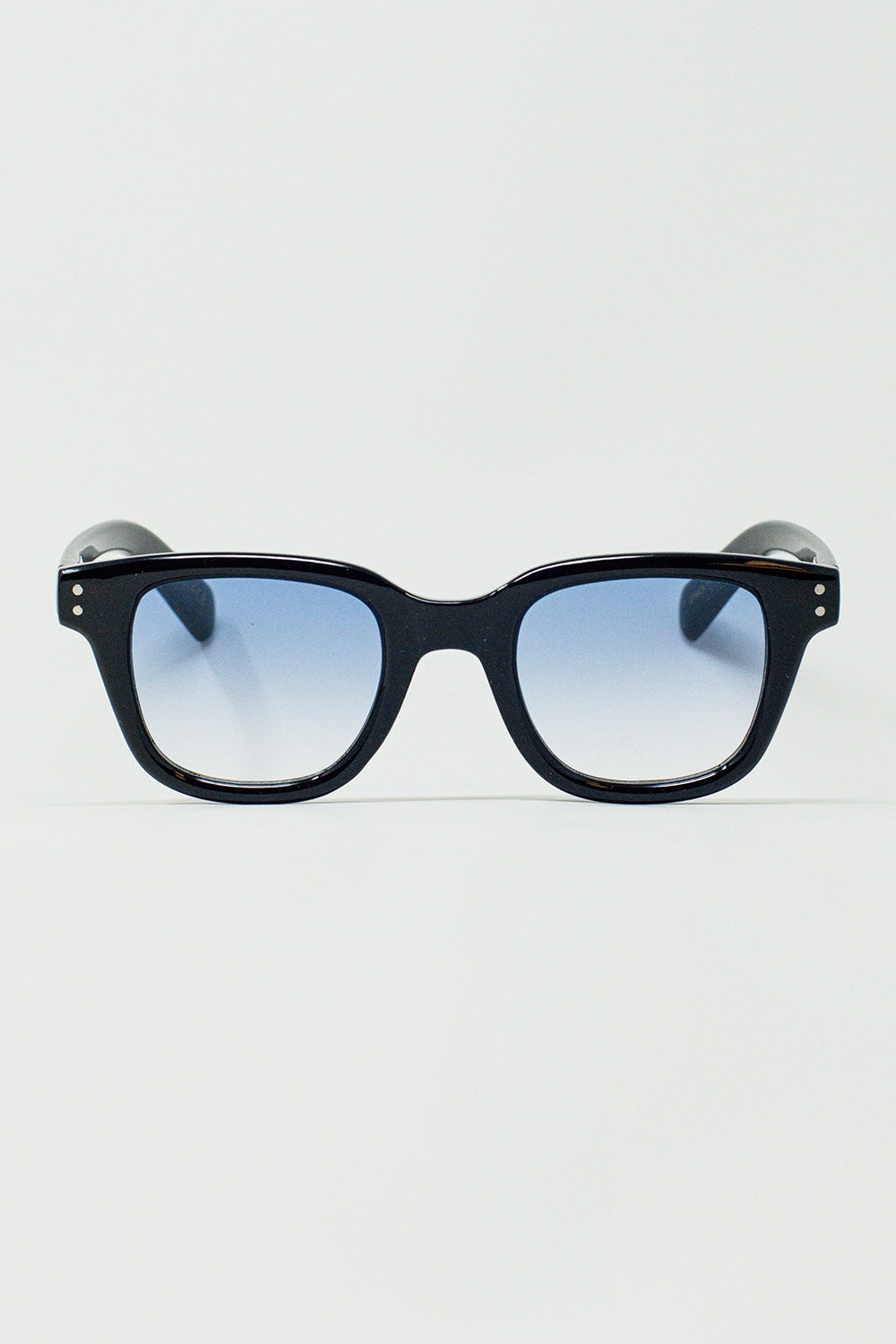 Retro Round Sunglasses With Smoke Blue Lens in Black - Sunglasses