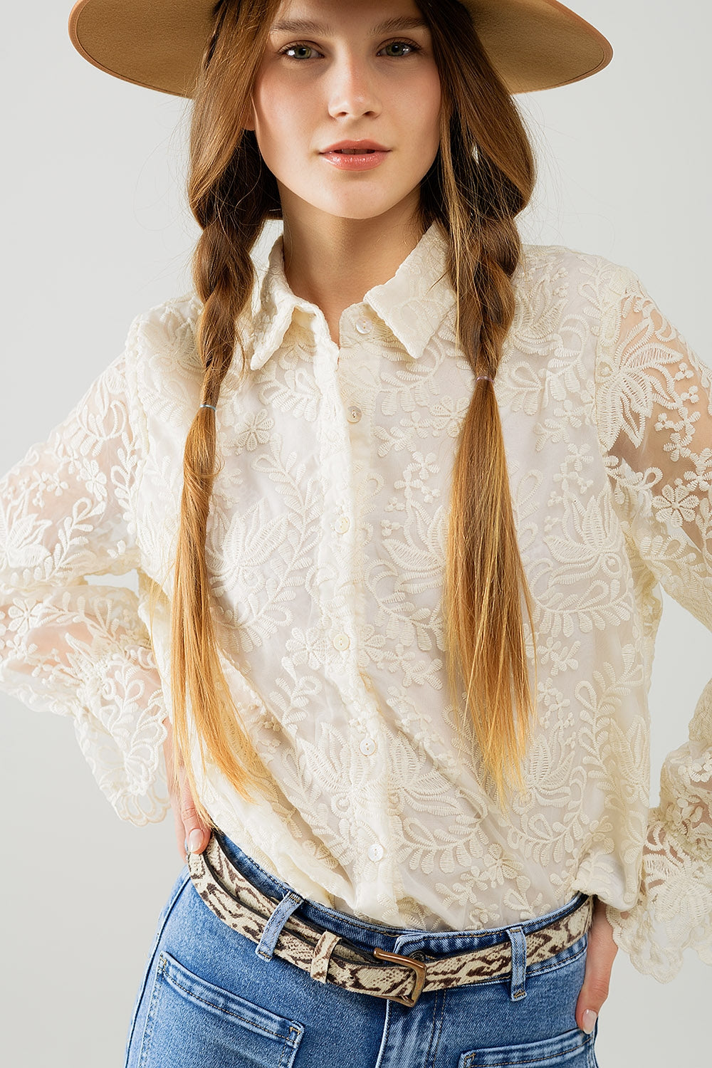 Romantic beige Lace Shirt With Balloon Sleeves - Shirts