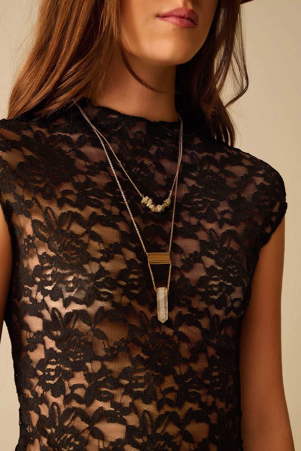 Romantic Lace T-shirt With Cap Sleeves in Black - T-Shirts