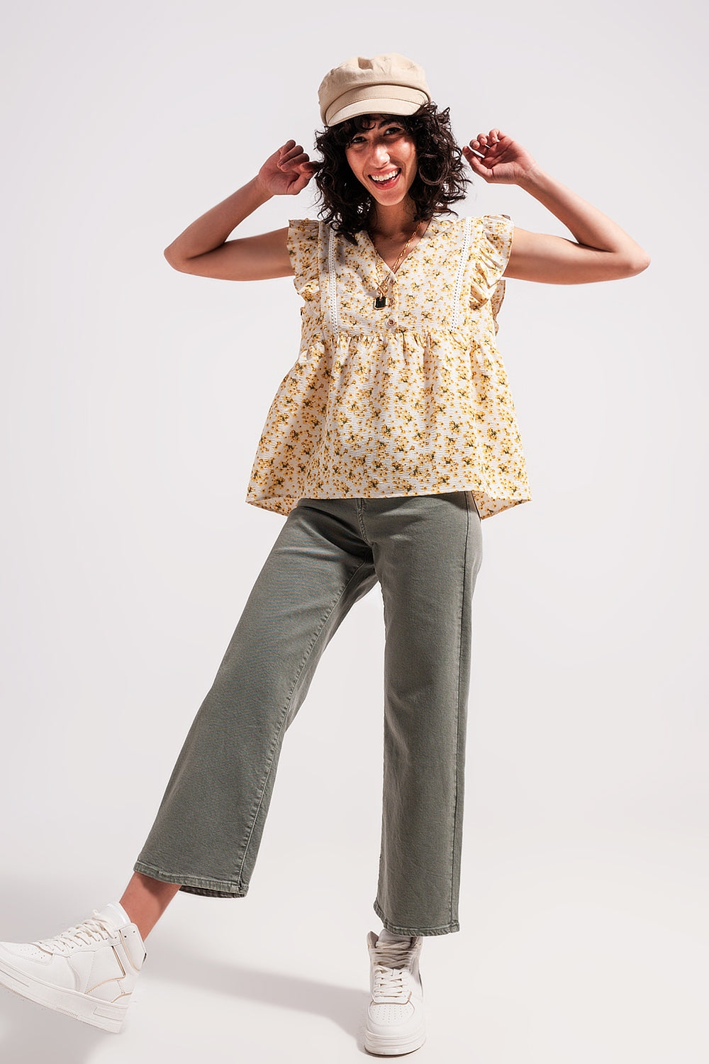Ruffle detail blouse in yellow - Blouses