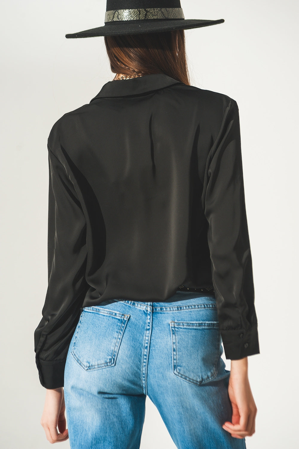 Satin shirt with v neck in black - Shirts