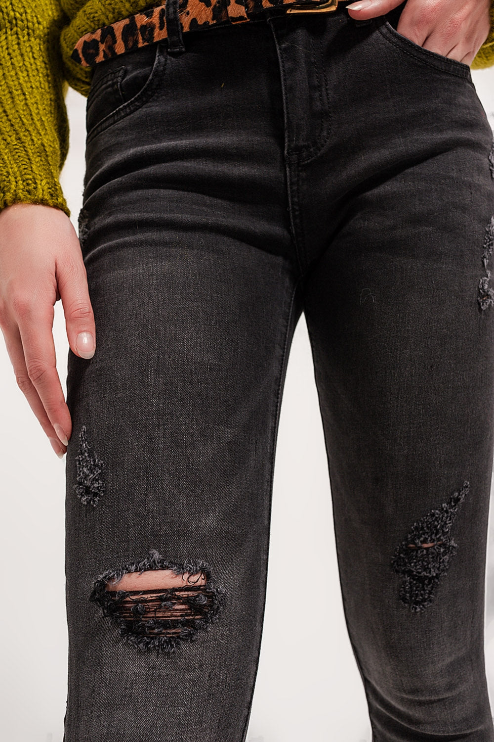 Skinny distressed jeans in grey denim Q2 Jeans BoutiqueLua