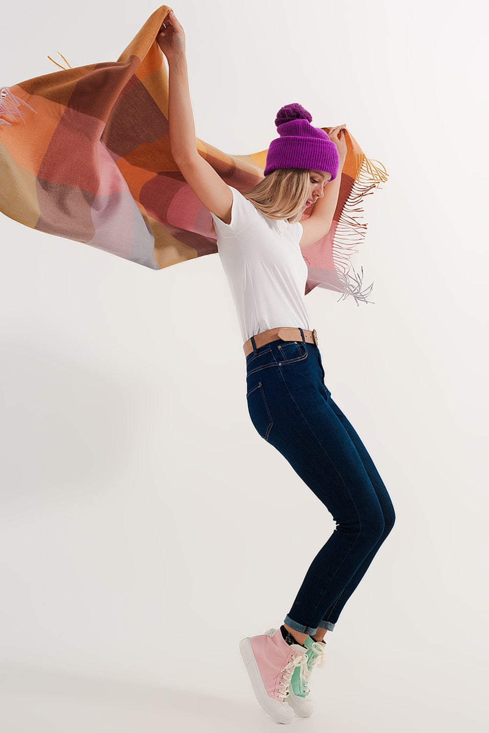 Skinny stretch jeans in mid wash blue Q2 Jeans BoutiqueLua