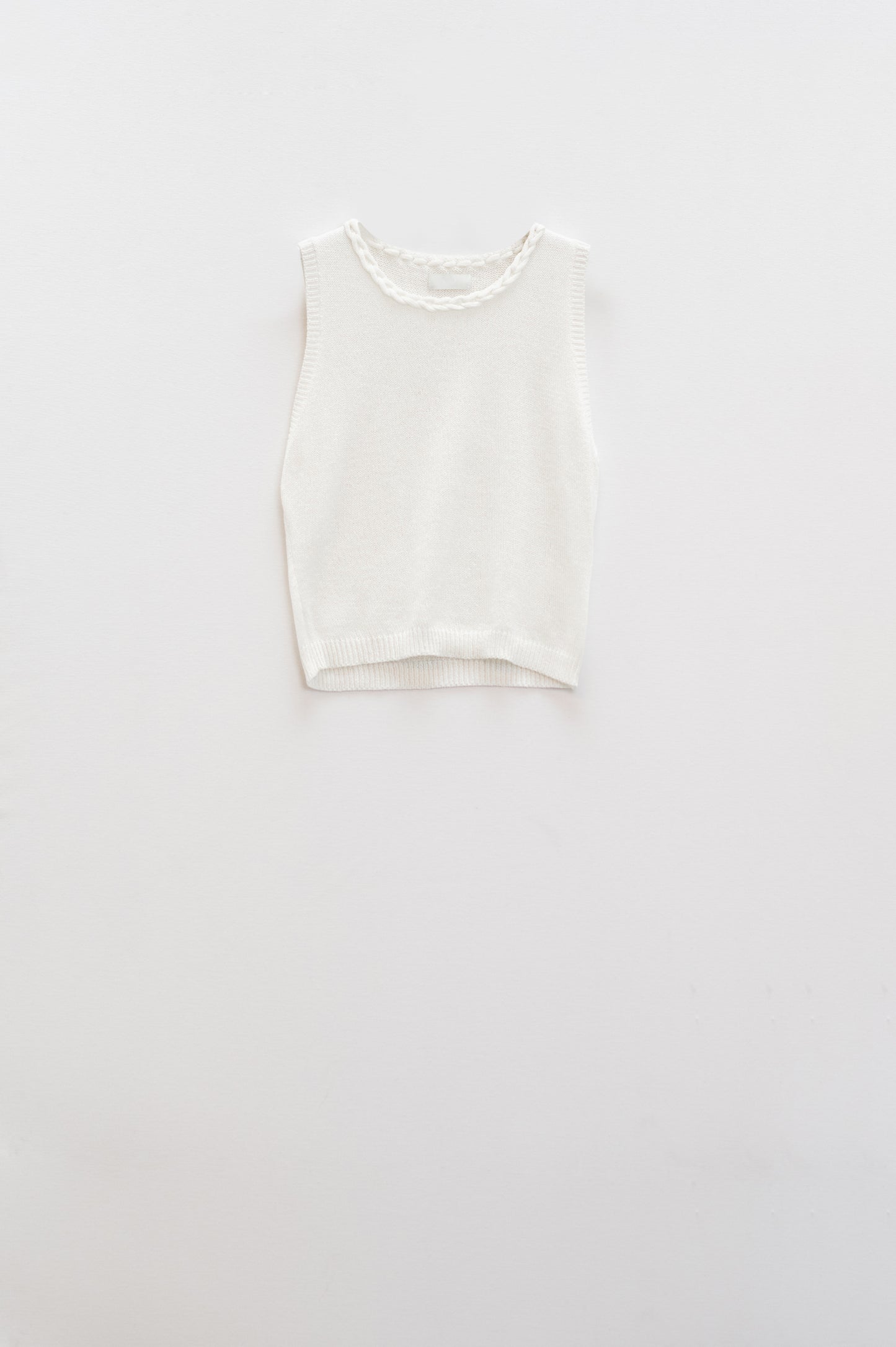Sleeveless white Sweater With Crew Neckline And Braid Detail At Neckline - Tops
