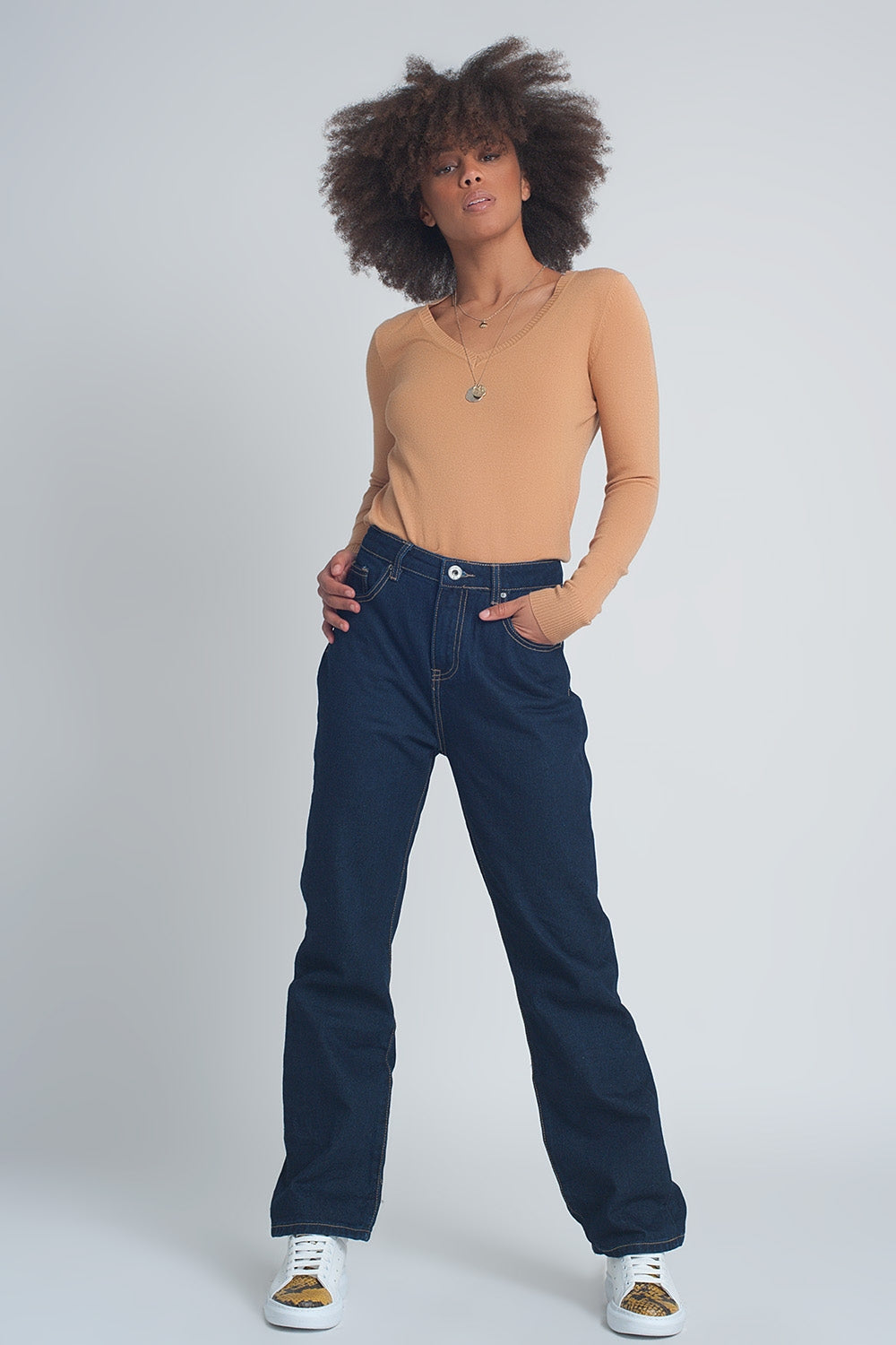 Soft basic sweater with camel v-neck - Jumpers
