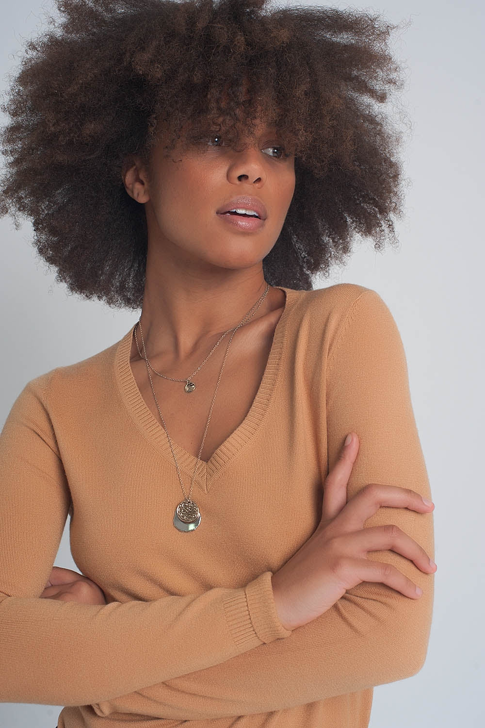 Soft basic sweater with camel v-neck - Jumpers