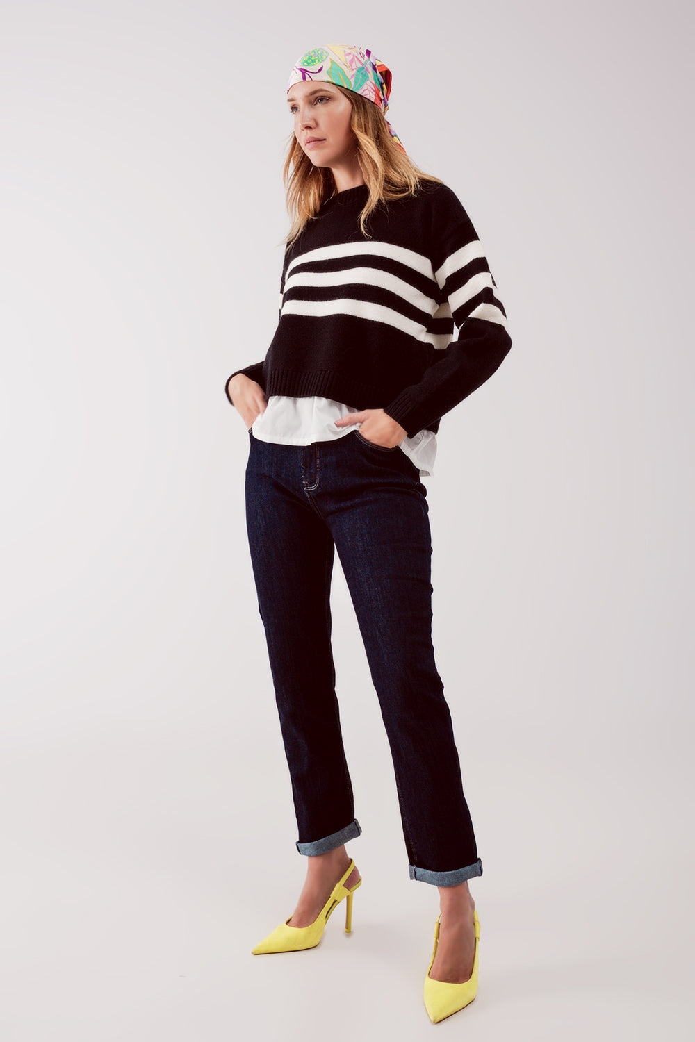 straight fit jeans in dark wash blue - Jeans