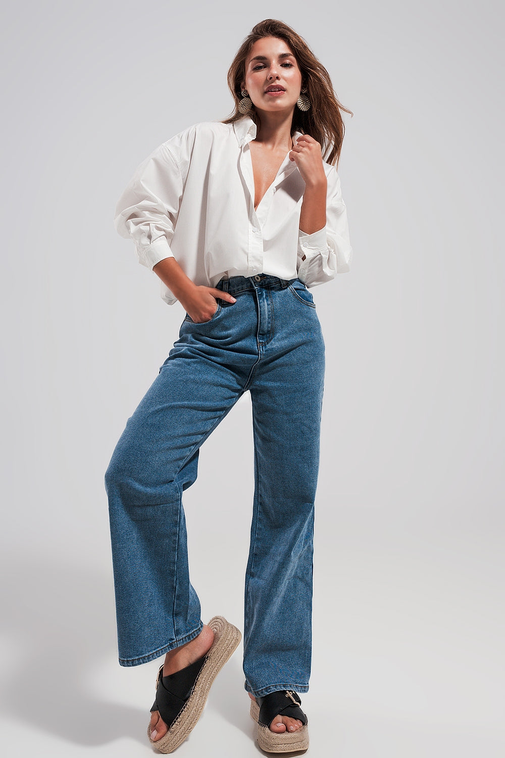 Straight jean in mid blue - Jeans