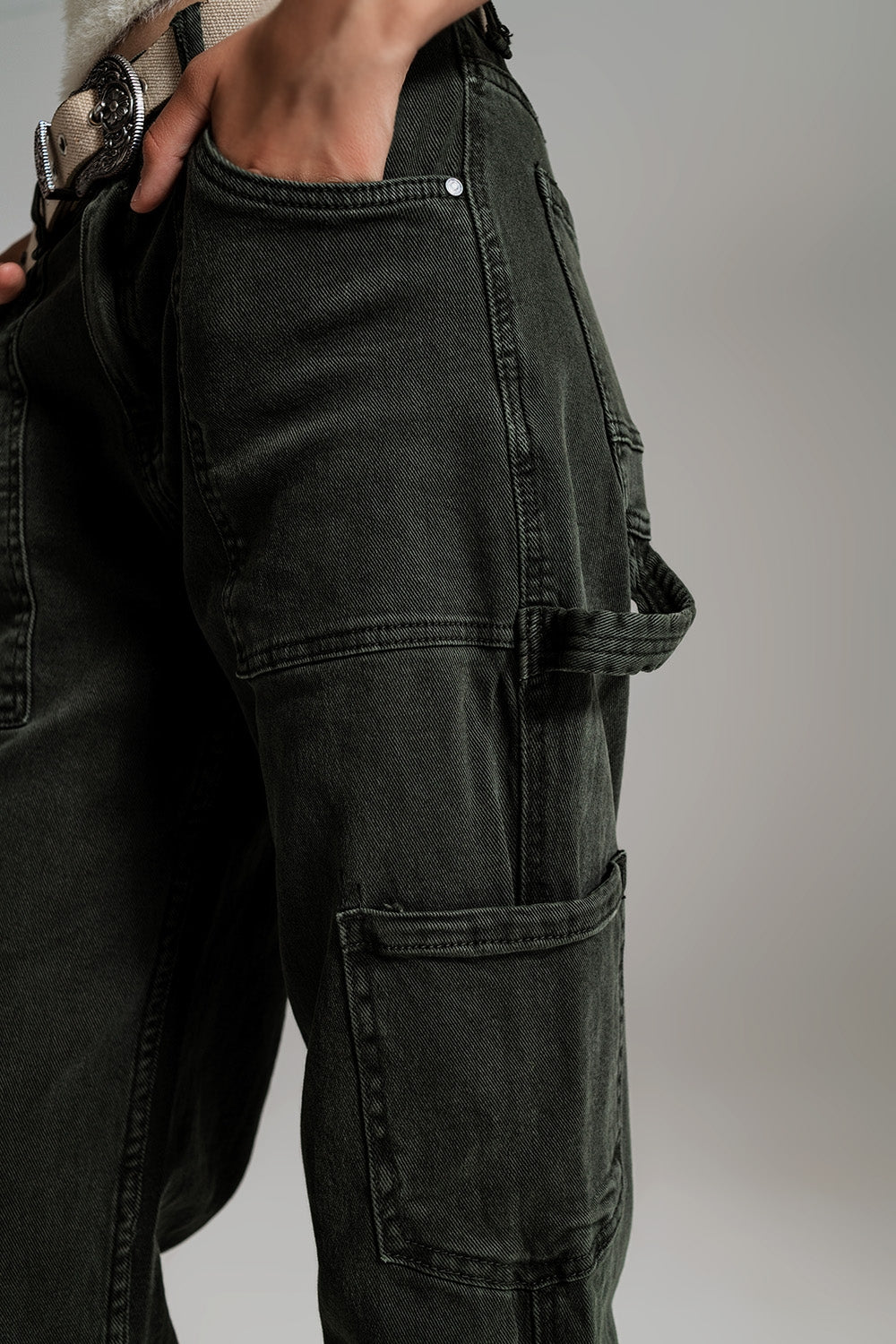 Straight Leg Cargo Pants in dark green - Trousers
