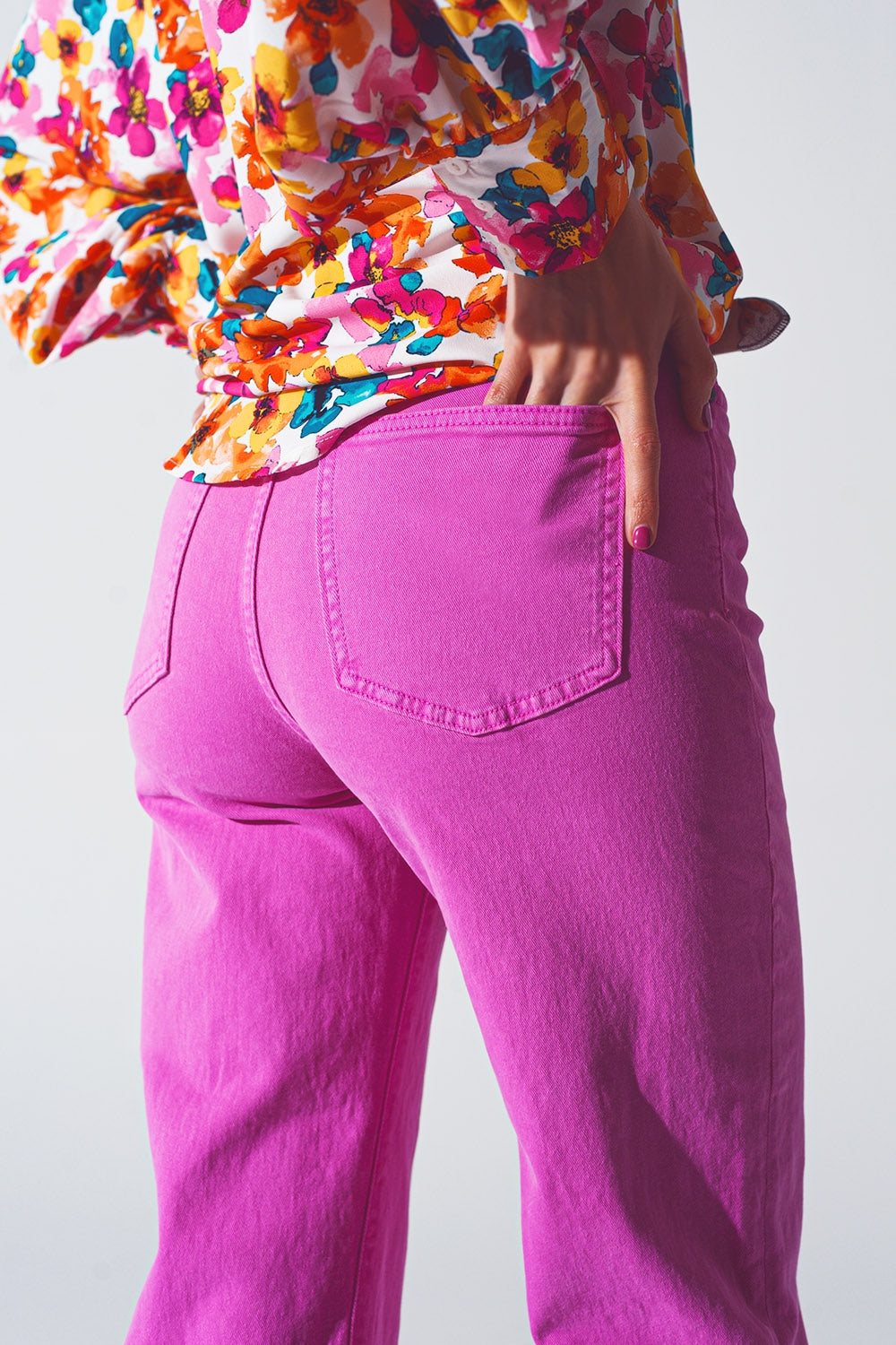 Straight Leg Jeans with Cropped Hem in Fuchsia Q2 Jeans BoutiqueLua