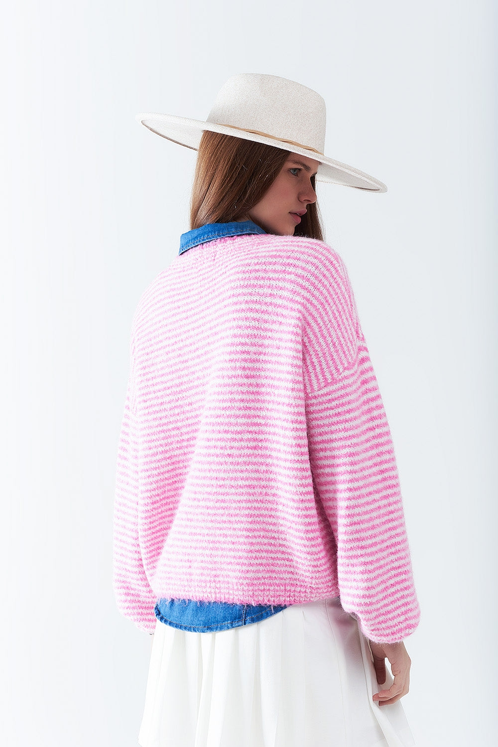 Sweater in Pink With White Stripes