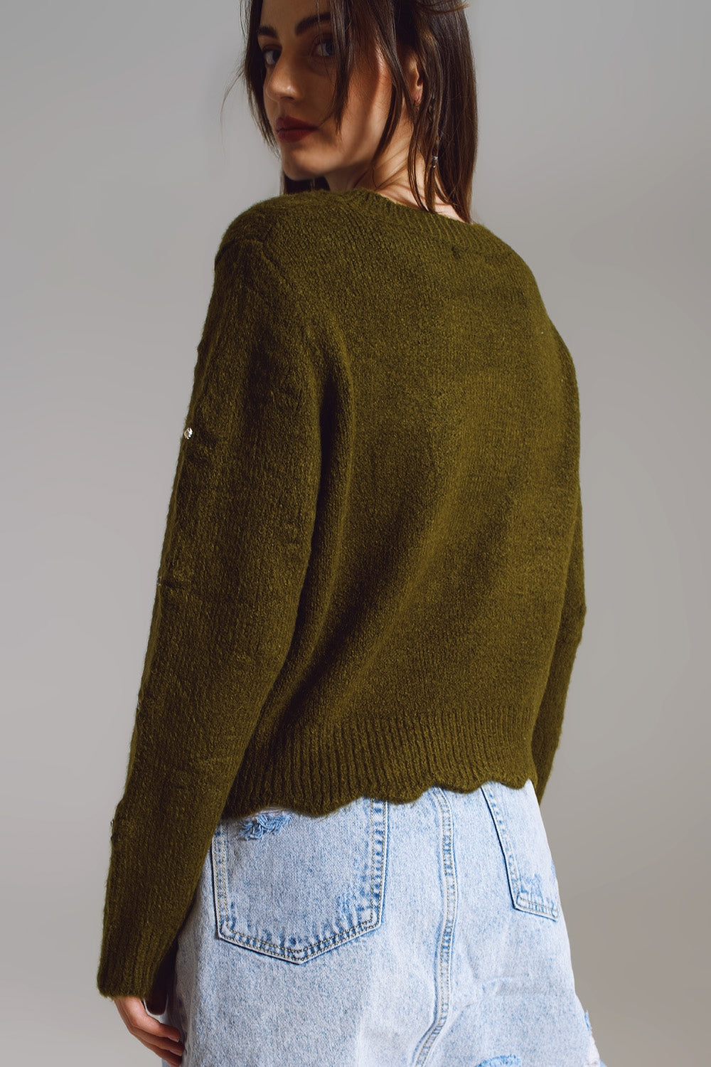 Sweater with Knitted Flowers and strass embellished in khaki Q2 Sweaters BoutiqueLua