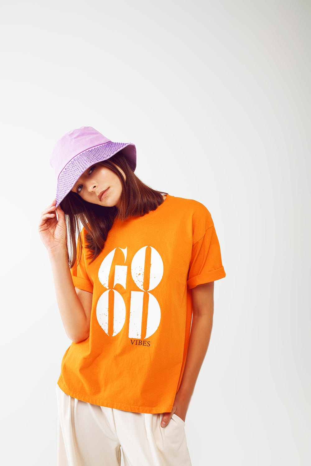 T-shirt With Good Vibes Text In Orange - T-Shirts