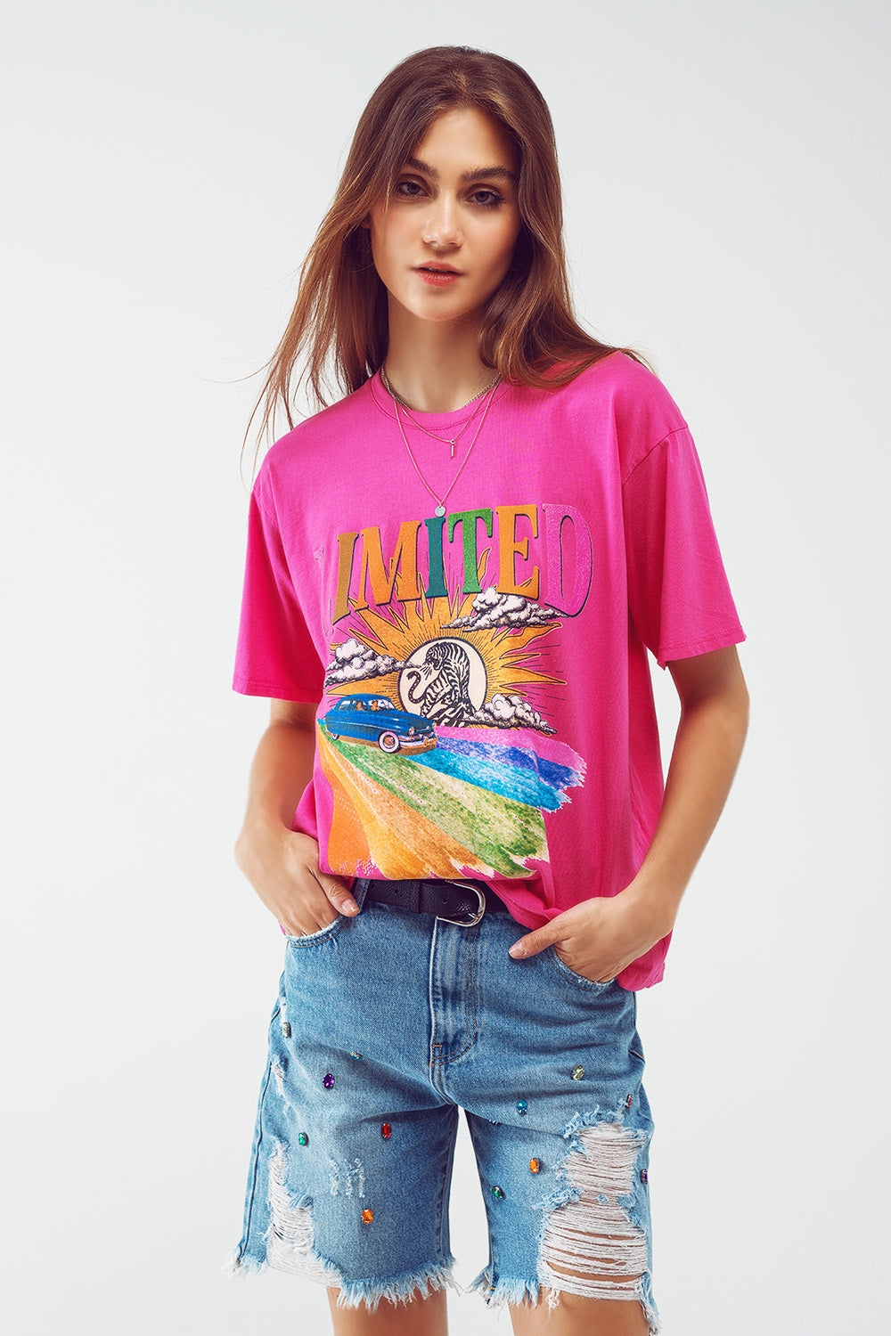 T-Shirt with Limited Graphic Print in Fuchsia - Tops