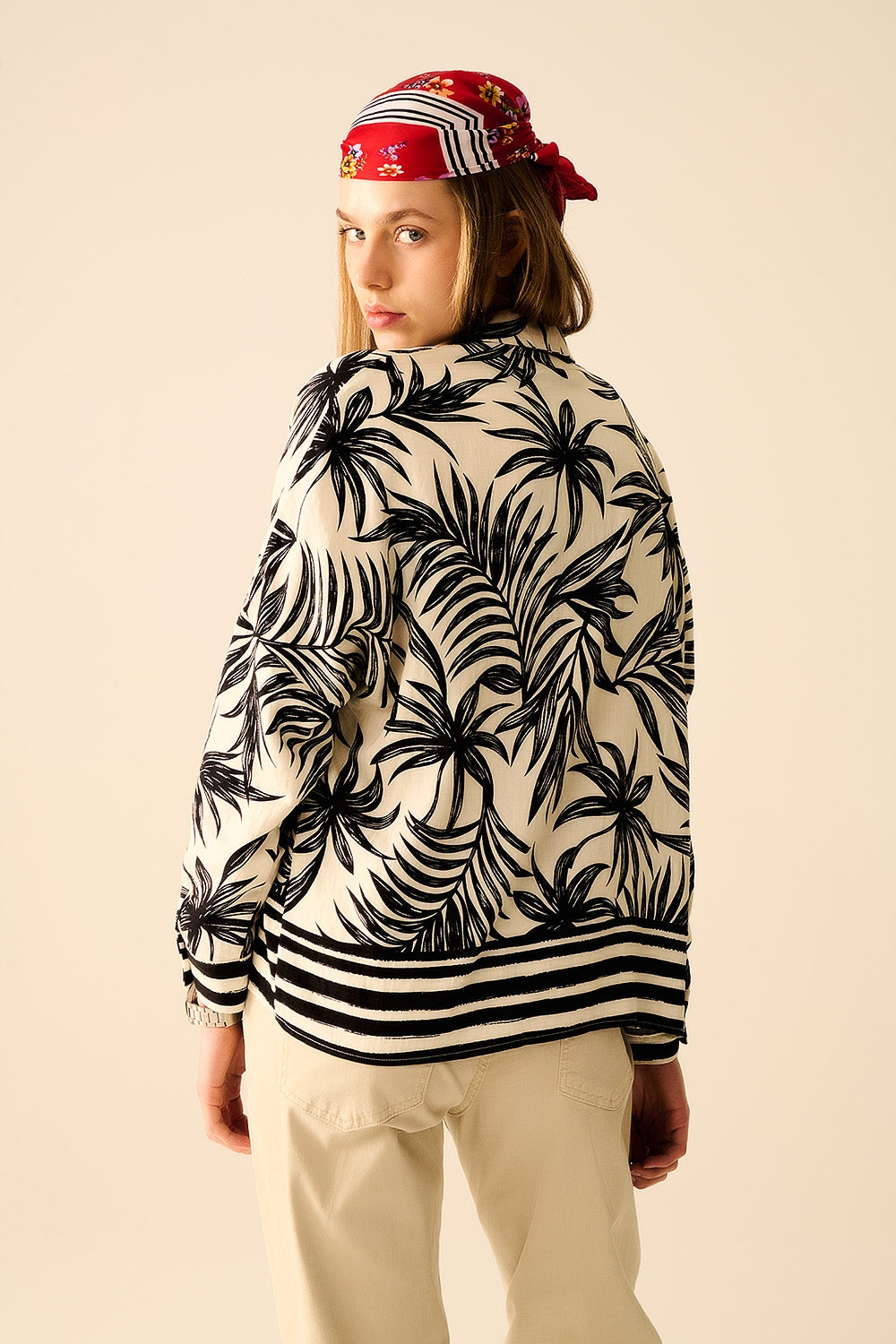 Tropical Motif Relaxed Blouse in Black and White - Blouses