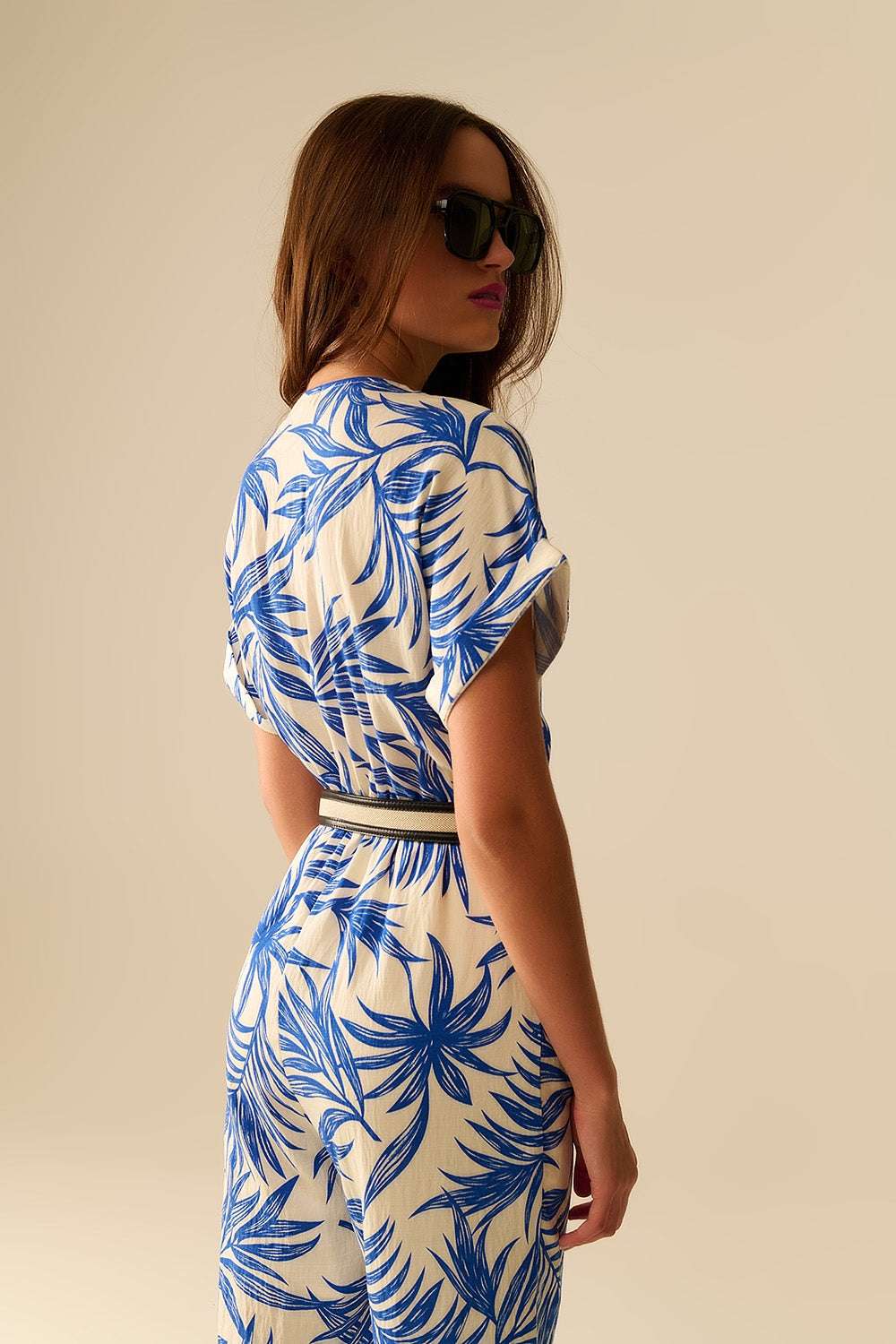 Tropical Motif Short Sleeve Jumpsuit in blue and white - Dresses