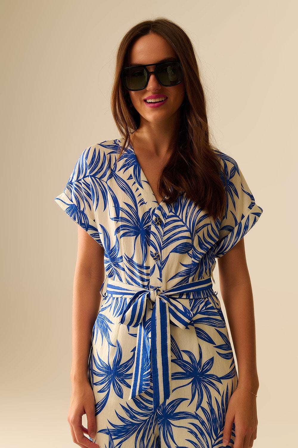 Tropical Motif Short Sleeve Jumpsuit in blue and white - Dresses