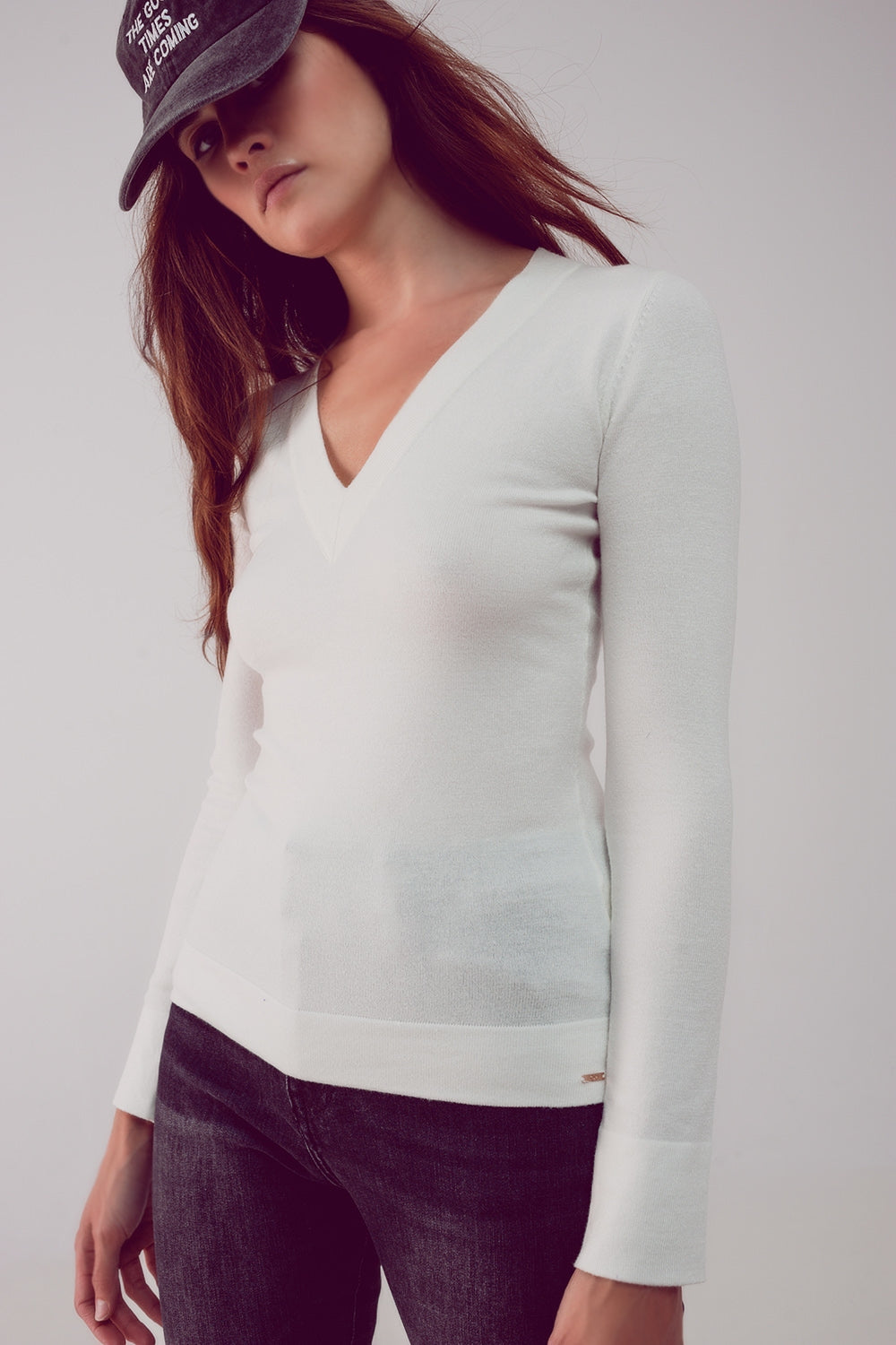 V neck fine knit jumper in cream - Jumpers